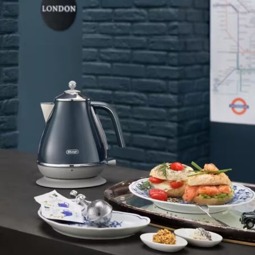 Ảnh thực tế Ấm đun nước Delonghi KBOC2001.BL