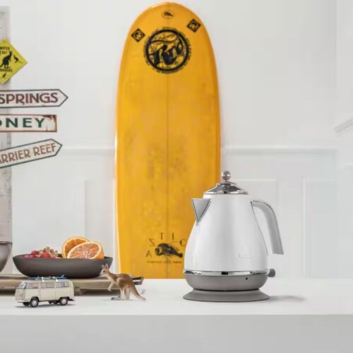 Ảnh thực tế Ấm siêu tốc Delonghi KBOC2001.W