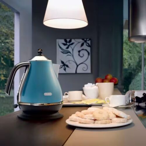 Thực tế ấm đun nước DeLonghi KBO2001.B